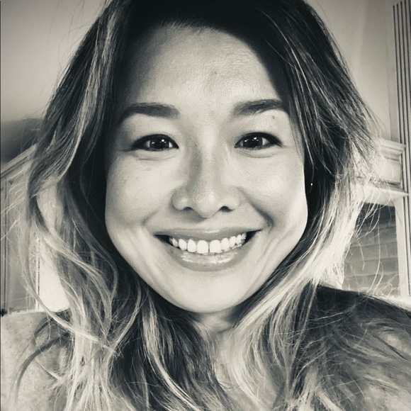 Meet your Posher: Mu (my girls call me Mommeeeeee) - Picture 1 of 16